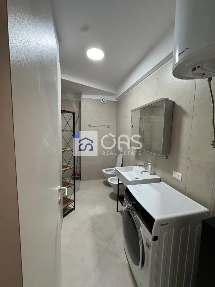 jepet me qera apartament 1+1 tek Liqeni i Thate 3