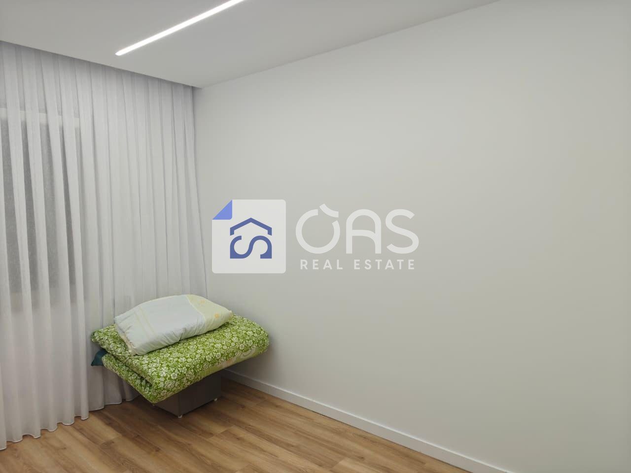 Shitet Apartament 2+1 kompleksi Universcity 4