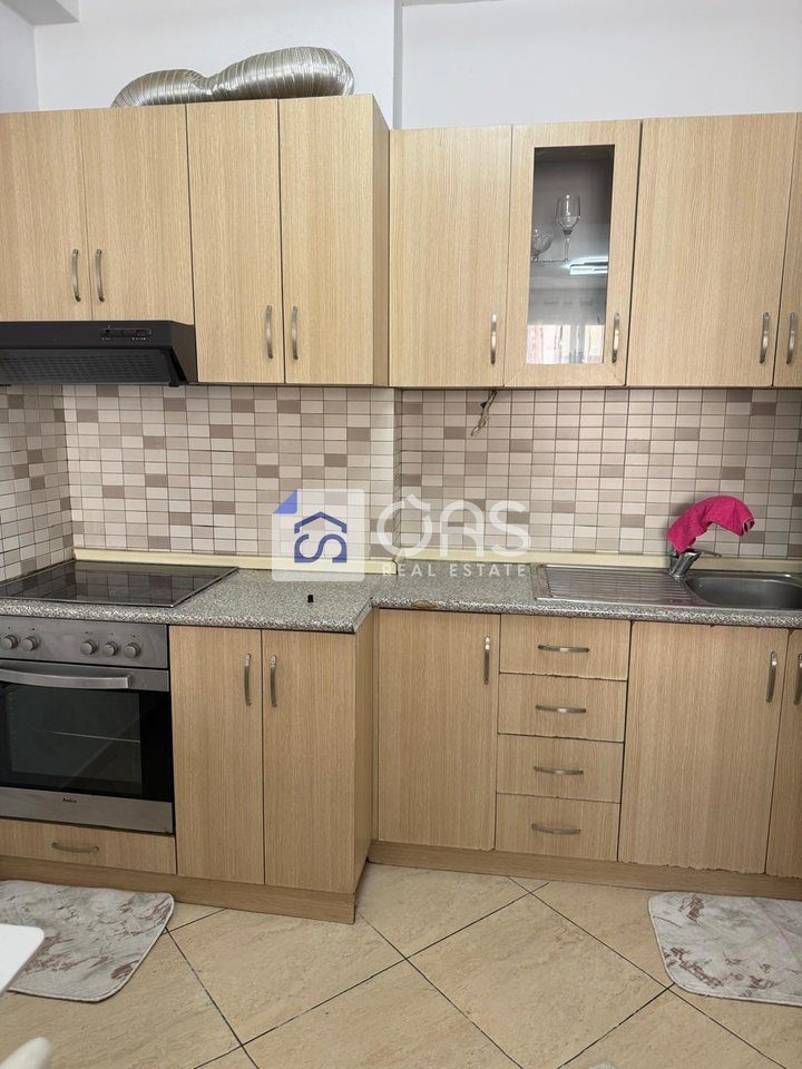 Jepet me qera apartament 1+1 ne Yzberisht (Perball KMY) 4