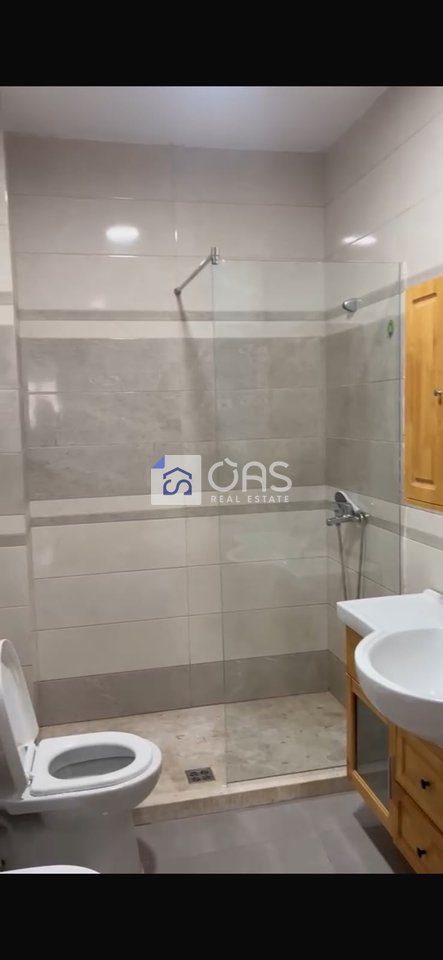 Jepet me qera apartamenti 2+1+2 spitali amerikan 3 4