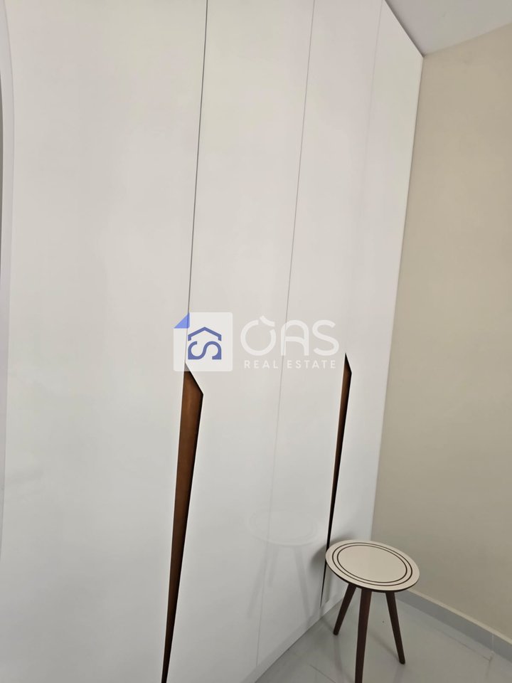 Jepet me qera apartament 1+1+Parkim tek Univers City. 3