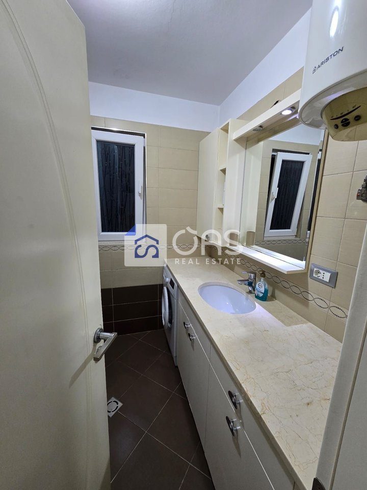 Jepet apartament me qera 1+1 Vasil Shanto 4