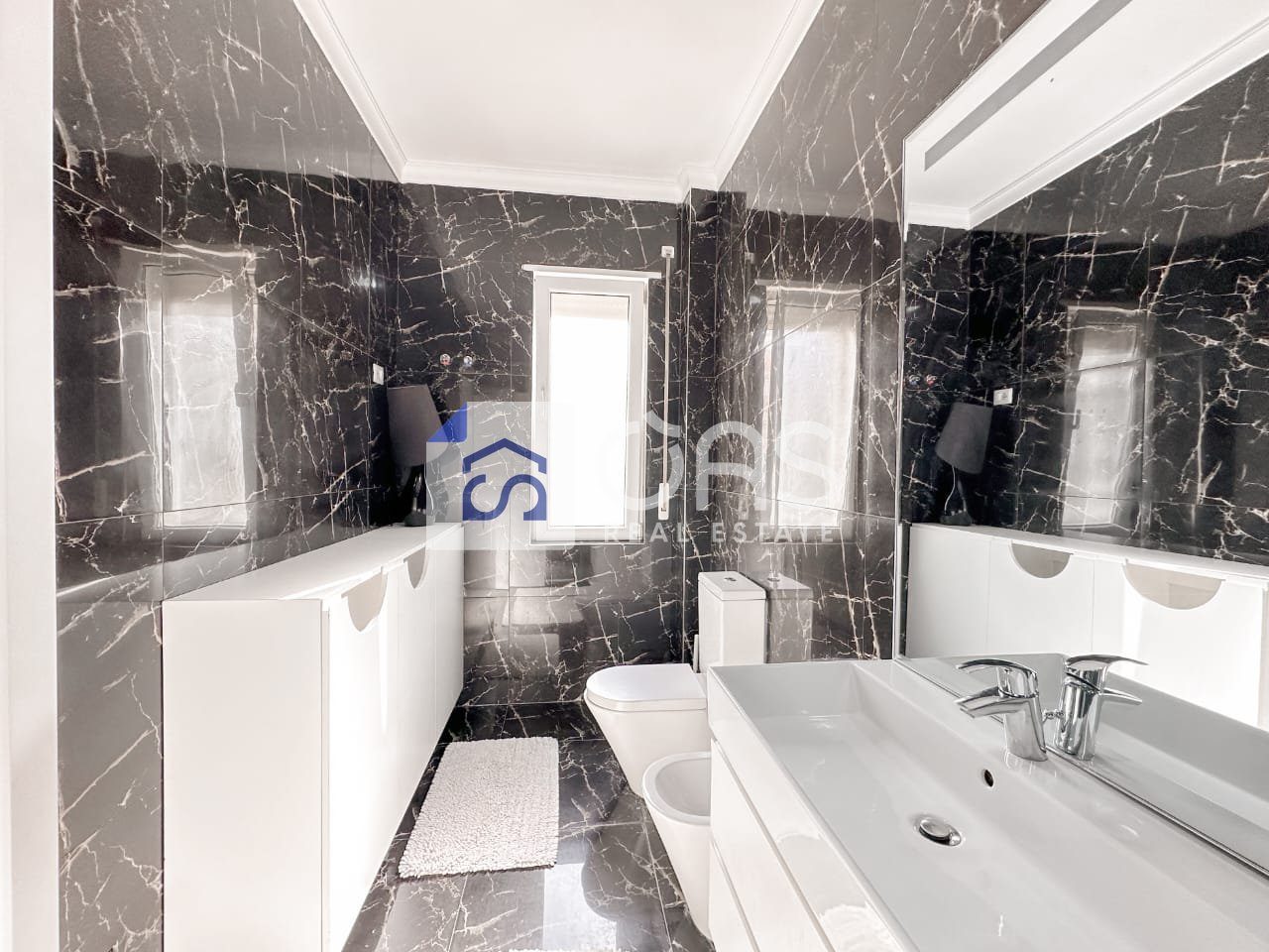 Shitet apartament 3+1+2+Post parkimi tek Kopshti Botanik. 4
