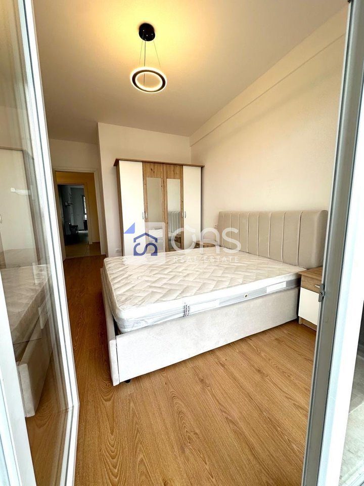 Jepet apartament 2+1 me qera Te Univers City 3