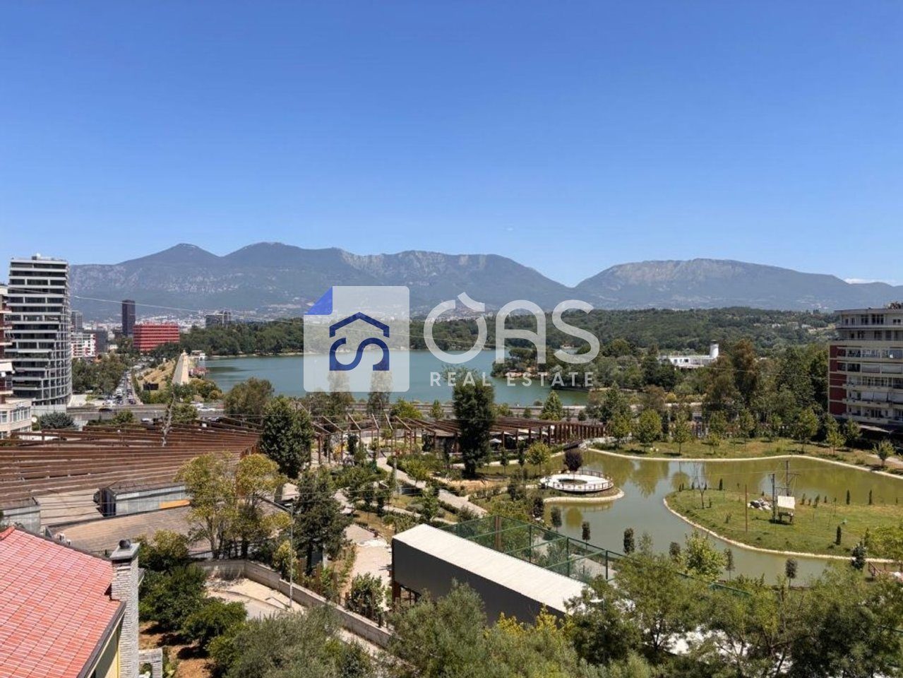 Apartament 3+1 Me Qira në Kopshtin Botanik Zoologjik, Tiranë - 1800€ | 138 m² 3