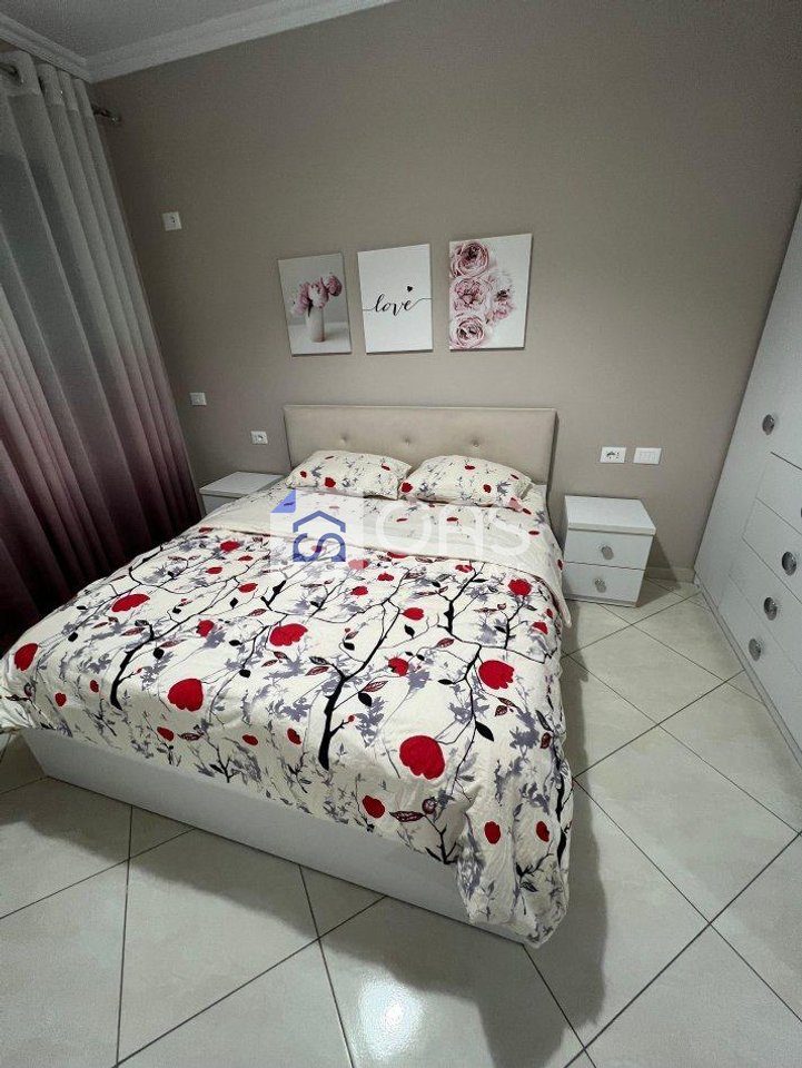 Jepet apartament me qera 1+1 ne Astir 3