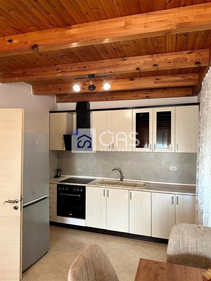 Jepet me Qera Apartament Duplex 1+2+2 Ne Fresk