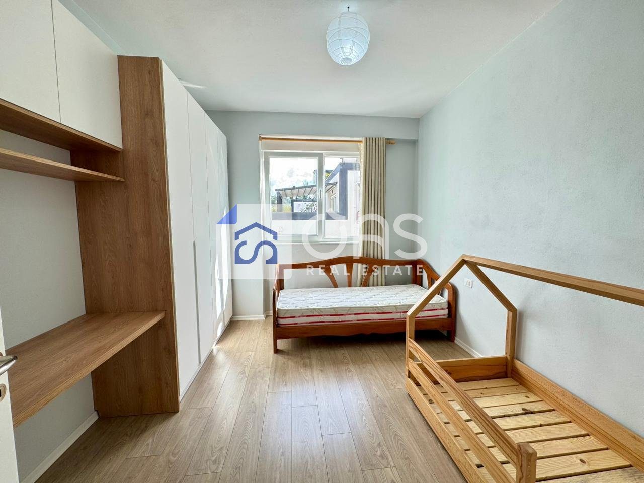 Shitet apartament 2+1+2 tek Liqeni i Thate 4