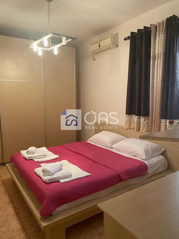 jepet me qira Apartament 3+1 Rruga elbasanit