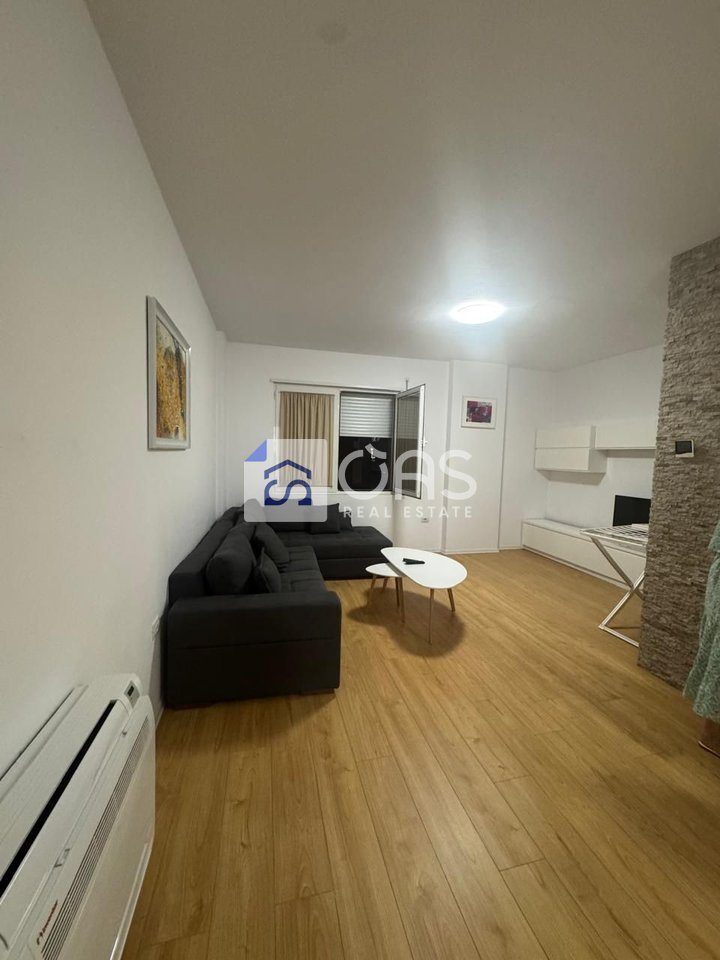 Jepet me Qera Apartament 1+1 Ne astir 3