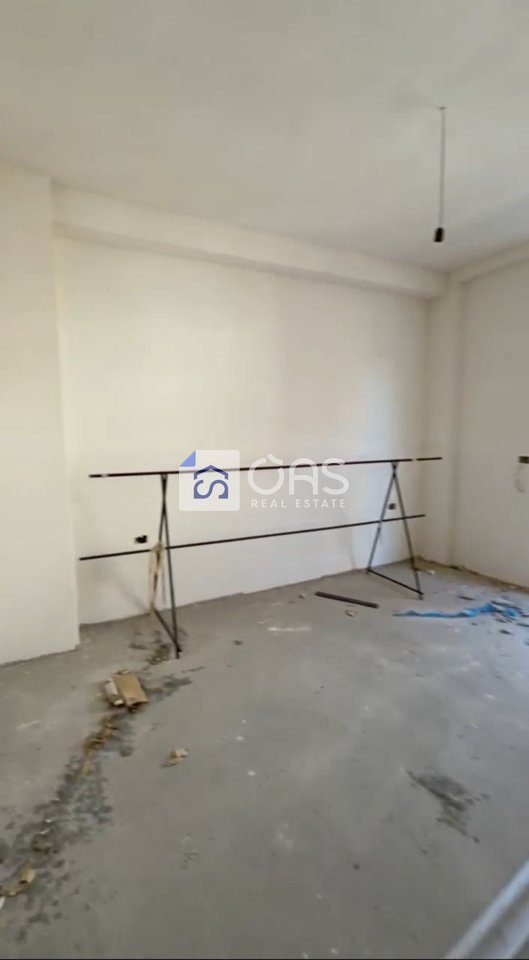 Shitet apartament 3+1 ne Bulevardin e Ri " Orbital 3". 2