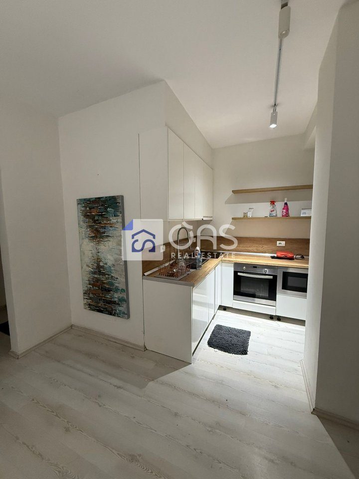 Jepet apartament me qera 2+1 tek Kodra e Diellit 2
