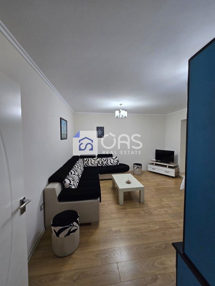 Jepet apartament me qera 1+1 Vasil Shanto 3