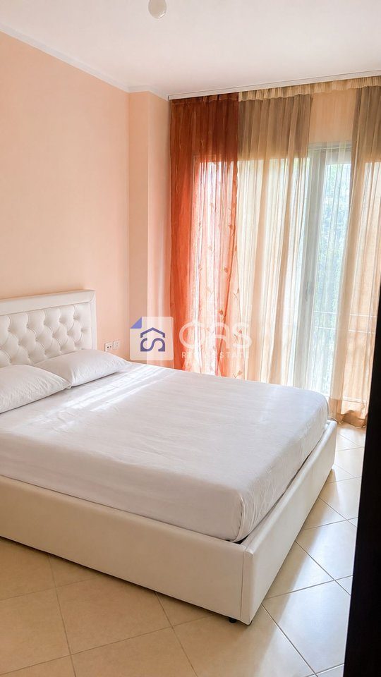 Shitet apartament 2+1 Ne Vlor 4