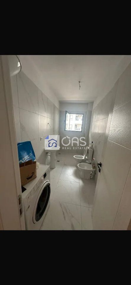 Jepet me qera apartament 1+1 Ne Kamez 3