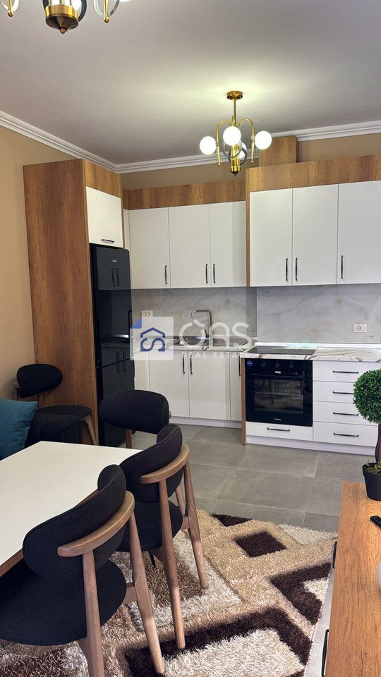 Jepet apartament 1+1 Ne 5 Maj 4