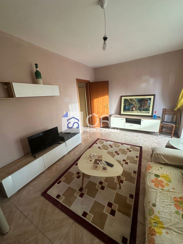 Jepet apartament me qera 1+1 Vasil Shanto