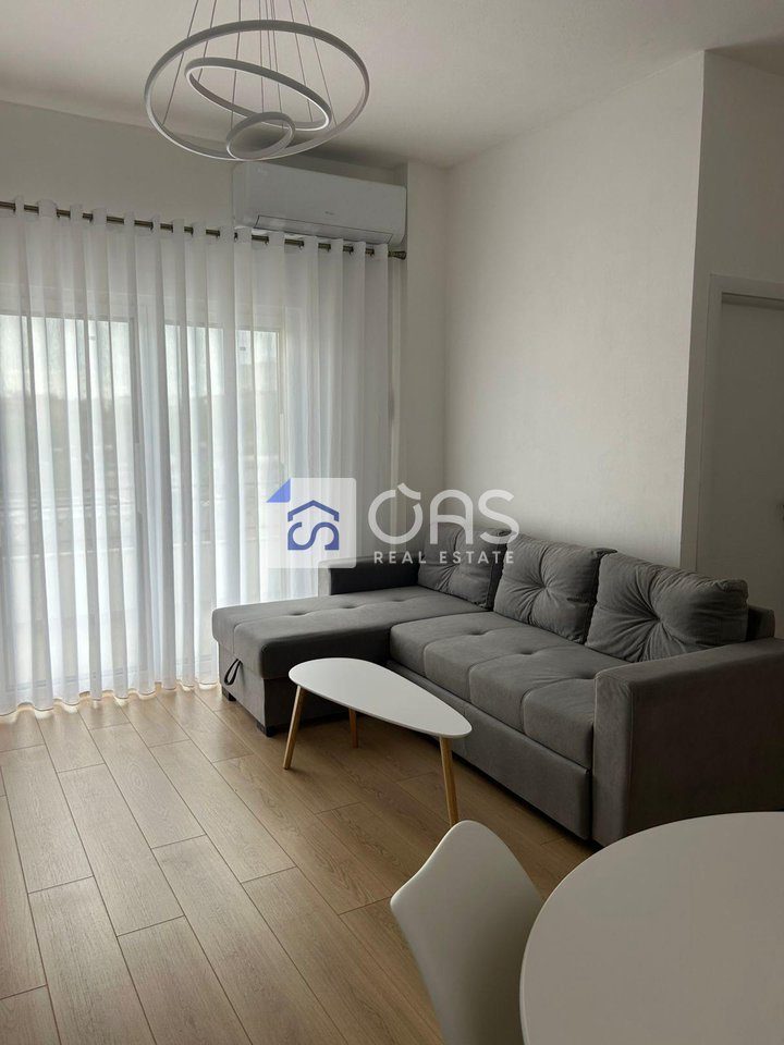 jepet me qira Apartament 1+1+parkim ali demi 3