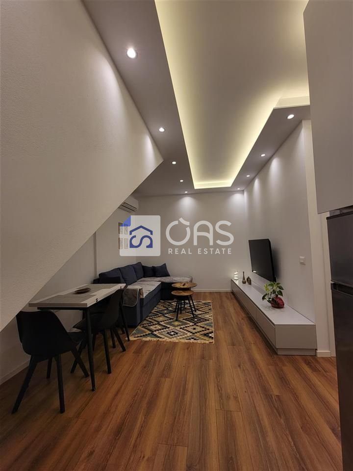 Jepet apartament me qera 1+1 tek Rruga e Durrsit