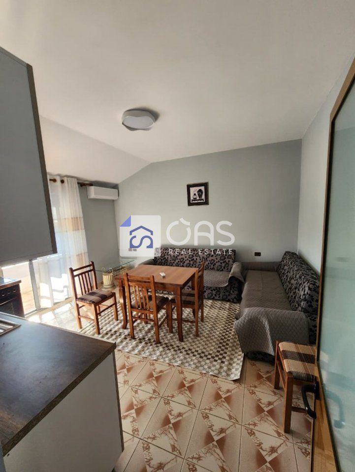 Jepet apartament me qera 2+1 ne Laprake