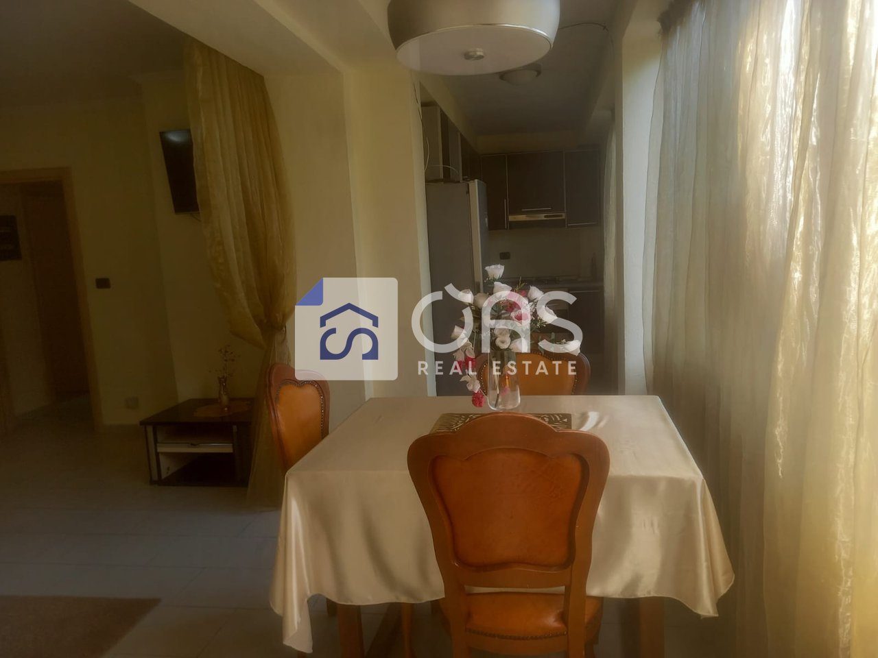 Jepet apartament me qera 2+1 te 21 Dhjetori 4