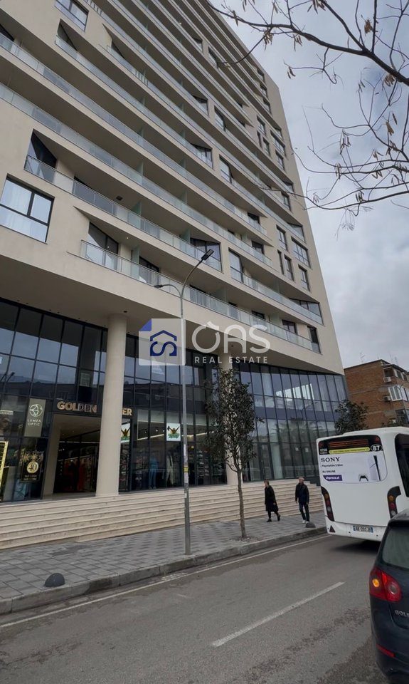 Shitet ambjent biznesi open space ne Rrugen Mine Peza (Golden Tower ) 1.018.800 euro 2