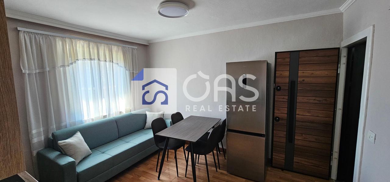 Jepet apartament me qera 1+1 Ne Brryl