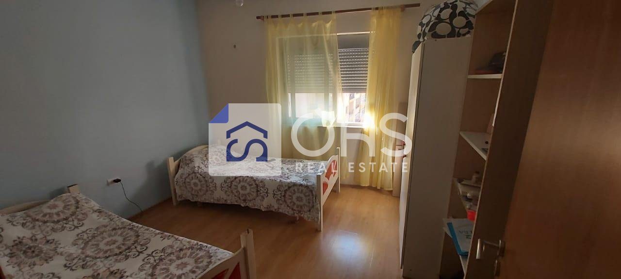 Jepet apartament me qera 2+1 ne Astir 4