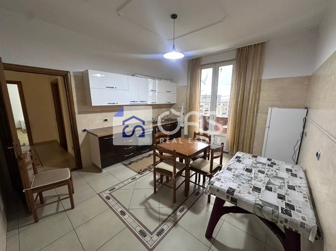 Jepet Apartament me qera 3+1+2 kinostudio 2