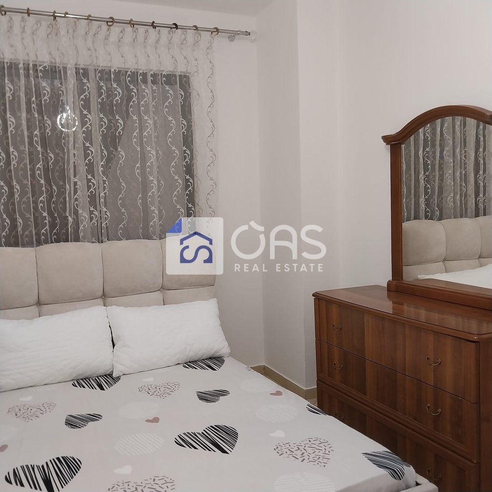 Jepet apartament me qera 1+1 ne Astir 3