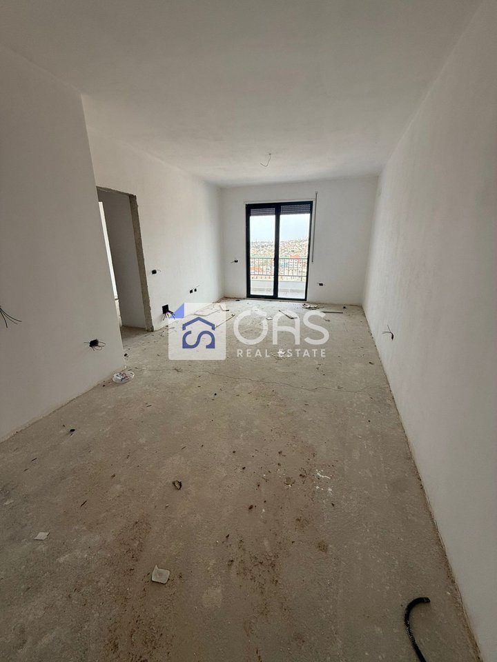 Shitet apartament 1+1 ne Kinostudio