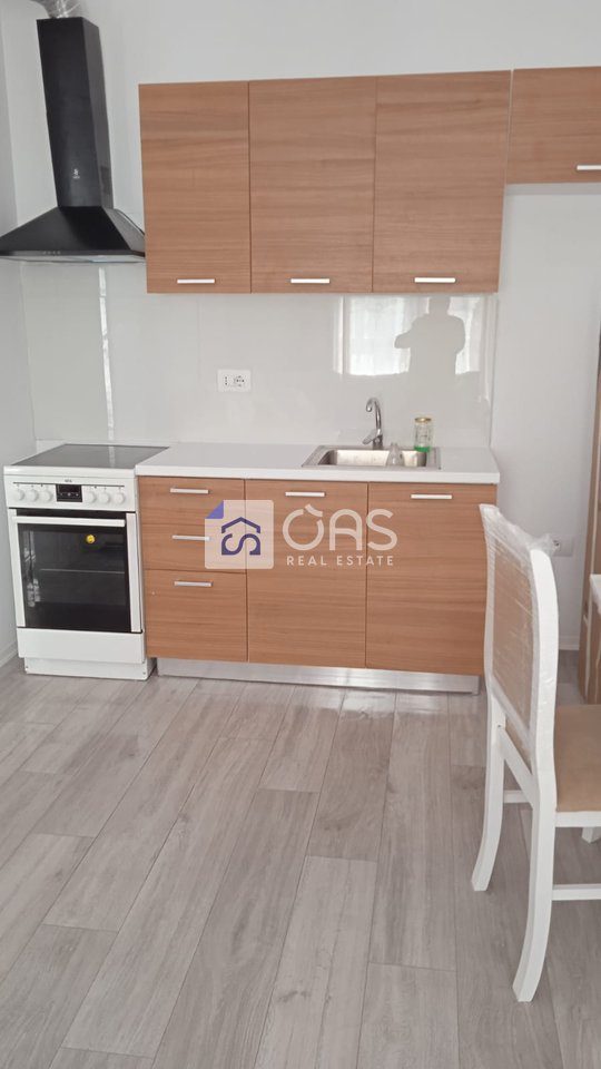 Jepet me qera apartament 1+1 Te Univers City 3