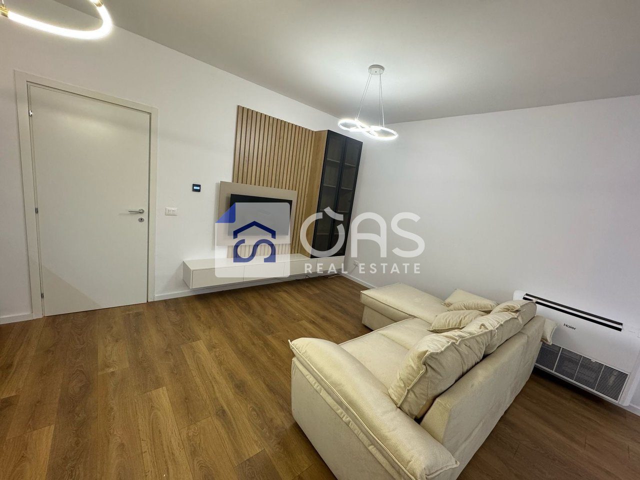 Jepet apartament 1+1+Garderobe Te Bulevardi I Ri 3