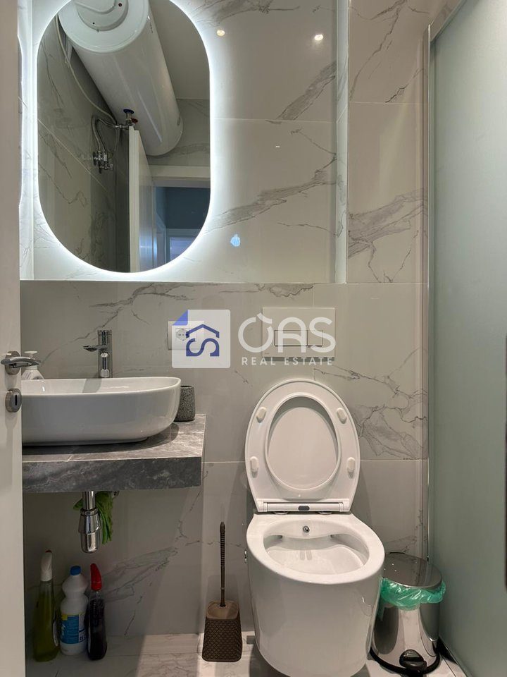 jepet me qira apartamenti 1+1 pazari i ri 3
