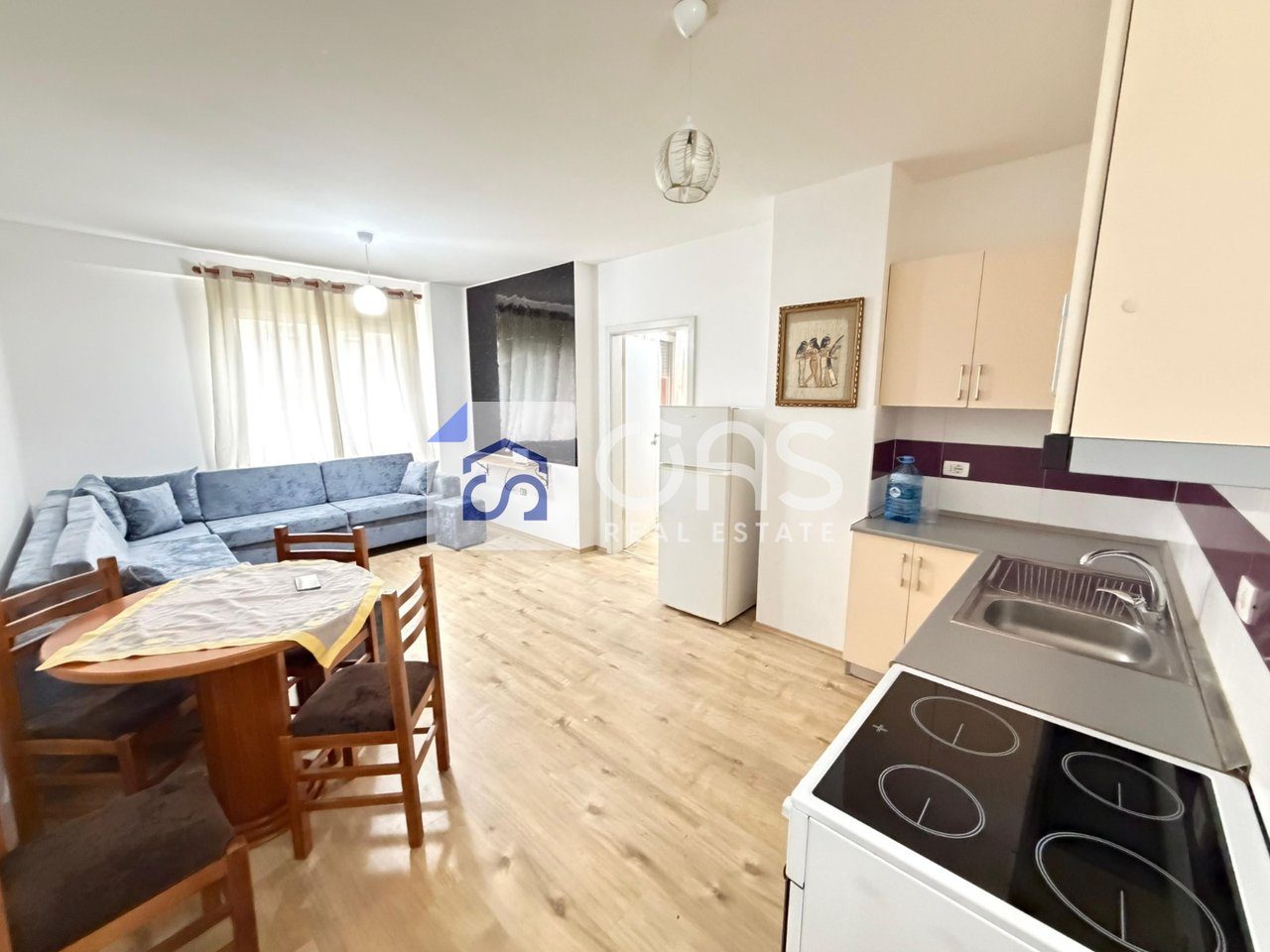 Jepet me qera apartament 1+1 Te 21 Dhjetori 2