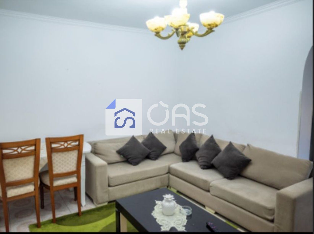 Jepet apartament me qera 3+1 ne Pazari i Ri