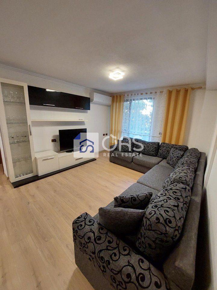 Shitet apartament 2+1 Myslym Shyri.