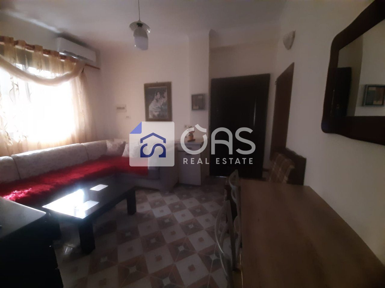 Jepet me qera apartament 1+1 tek Bulevardi i Ri 2