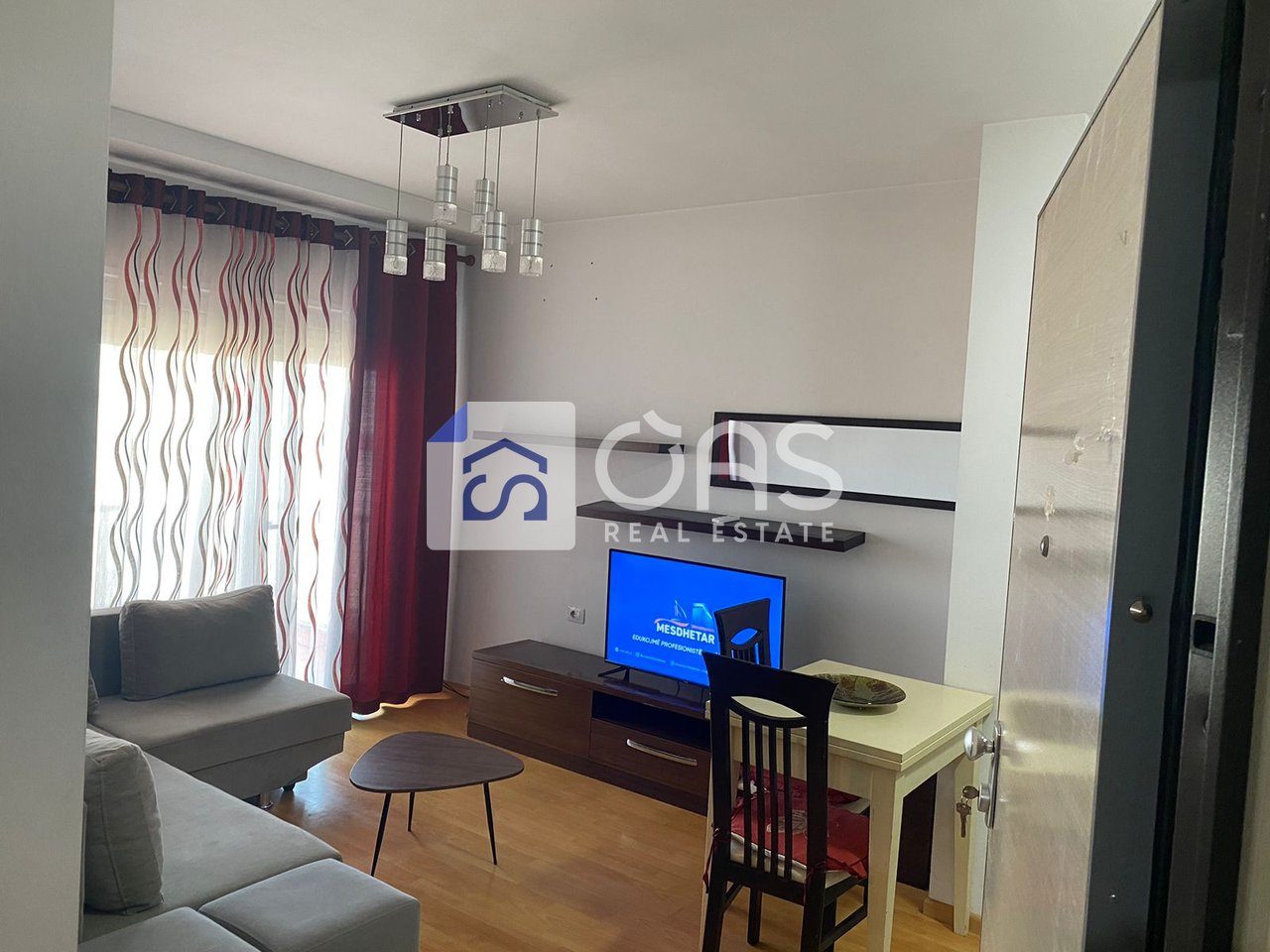 Jepet Apartment me qera 1+1 XHAMLLIK 4