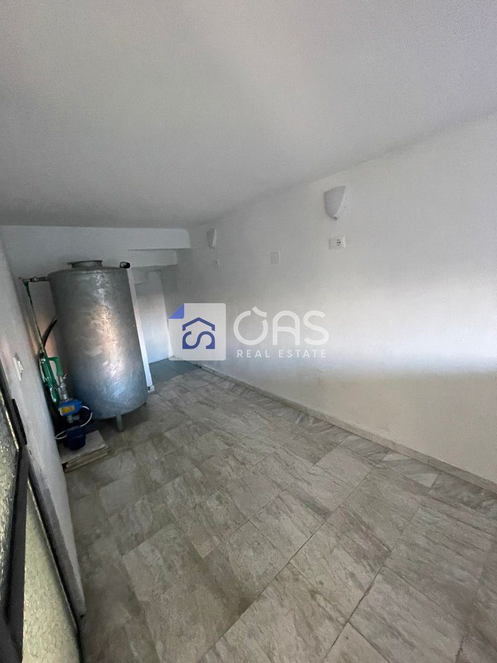 Jepet ambient biznesi 3+3 tek Pazari i ri 3