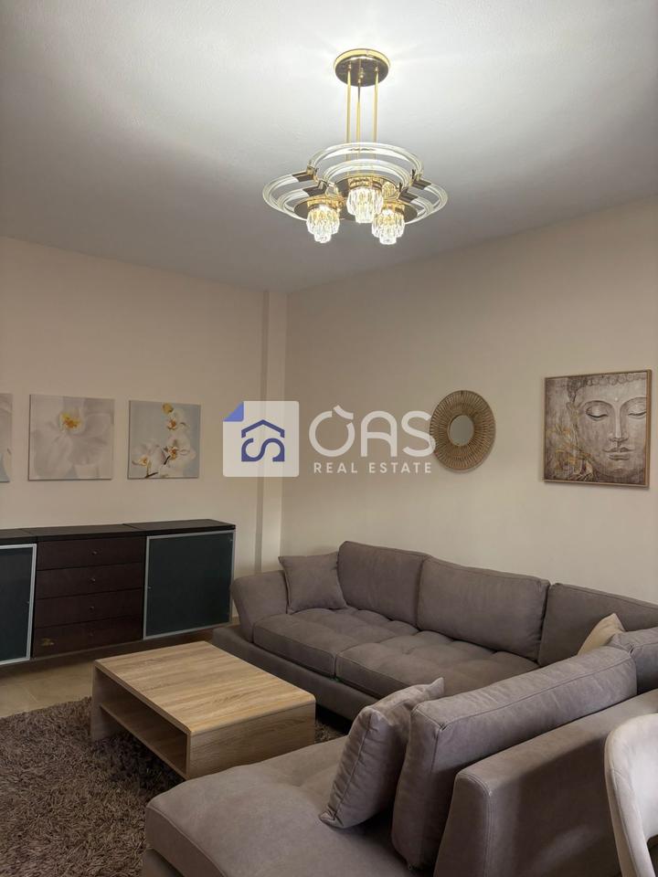 Jepet me qera apartament 2+1 tek Rruga e Elbasanit (Pallati i Brigadave) 3
