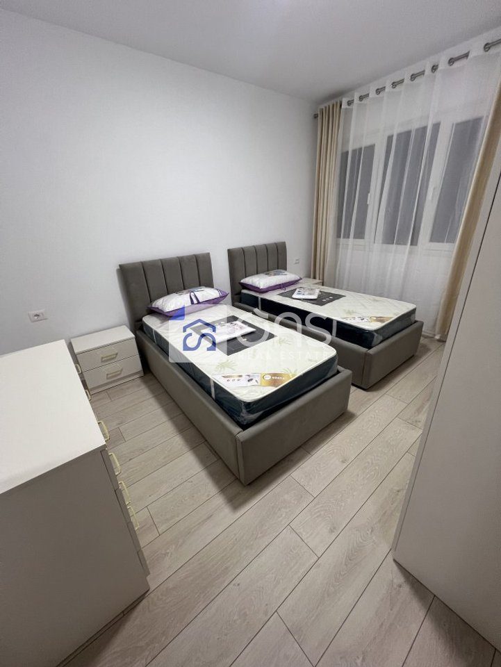 Jepet apartament 2+1+ post parkimi ne Astir "River Residenc" 4