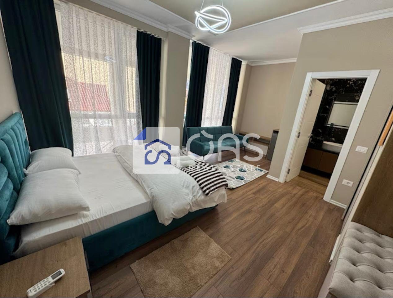 Jepet apartament me qera 2+1+2 tek Riza Cerova 2