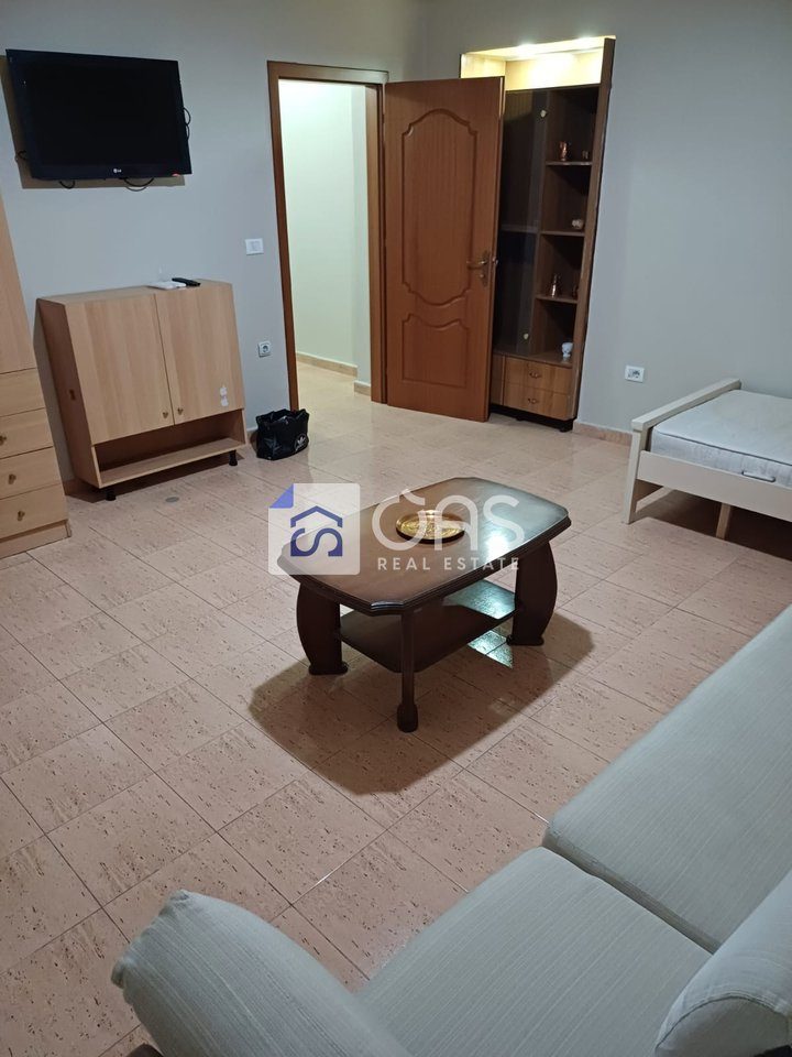 Apartament 2+1 Me Qira në Sheshi Willson, Tiranë - 650€ | 84 m² 2