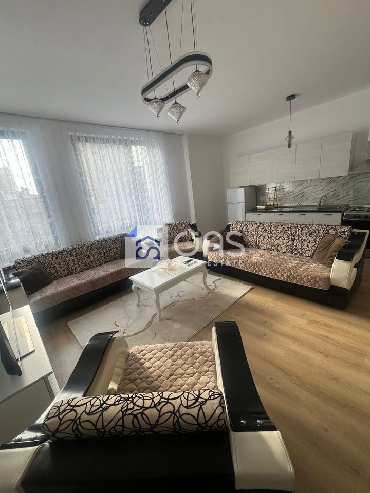 Jepet apartament me qera 2+1 tek Bulevardi i Ri 2