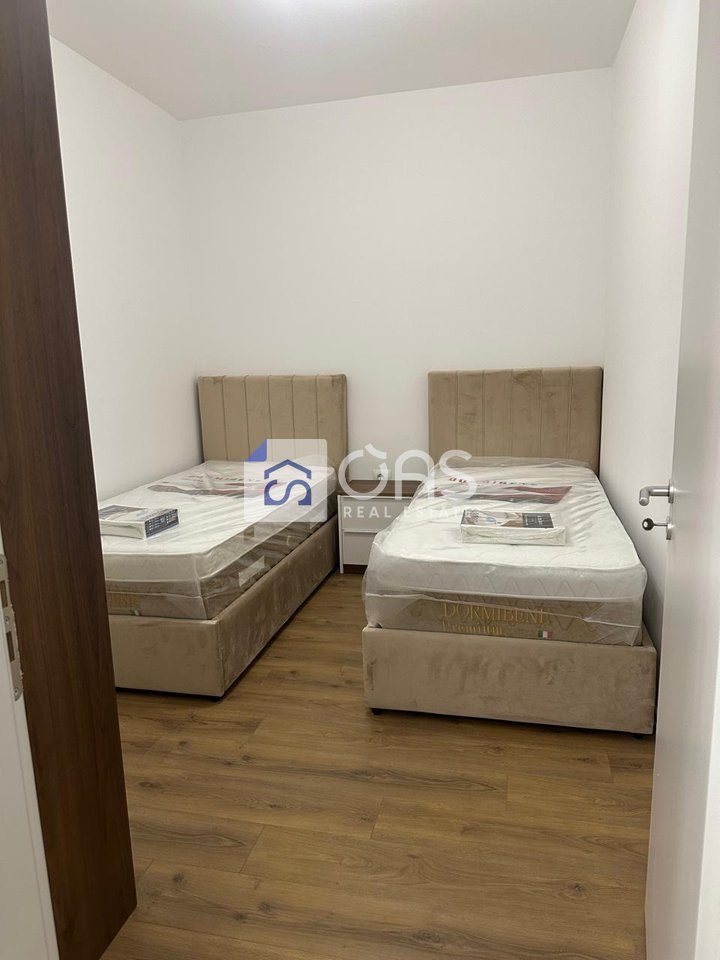 Jepet apartament me qera 2+1 ne Zog te Zi. 4