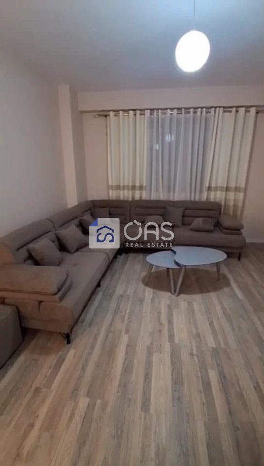 Jepet me qira apartamenti 1+1 Ne Astir 1