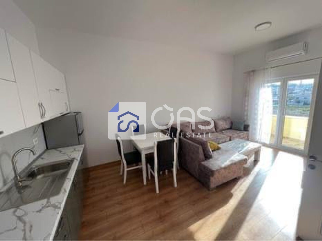 Jepet apartament me qera 2+1 Ne Kamez 3