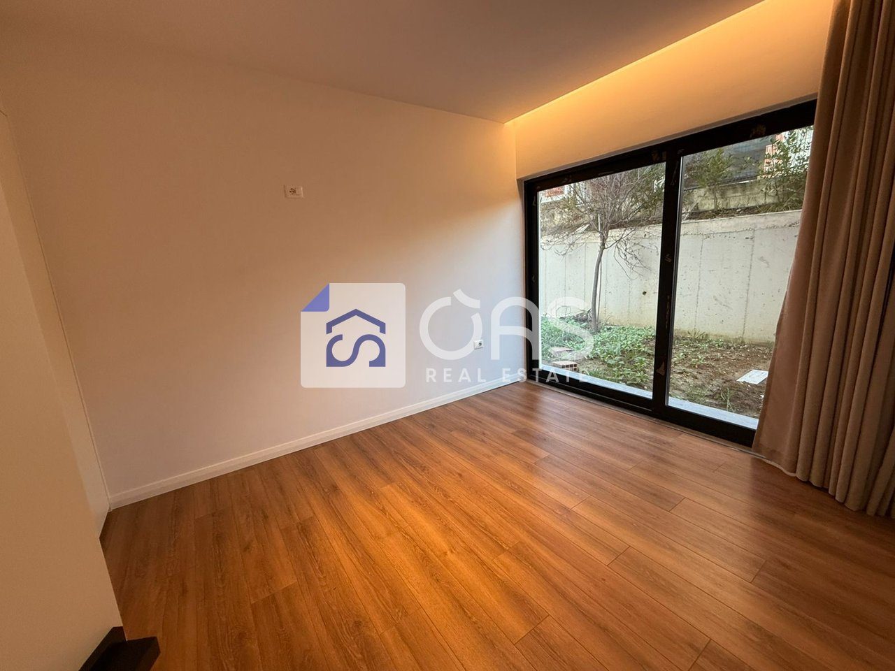 Jepet apartament me qera 2+1+ post parkimi tek Liqeni i Farkes "Delux O2 Residenc" 3