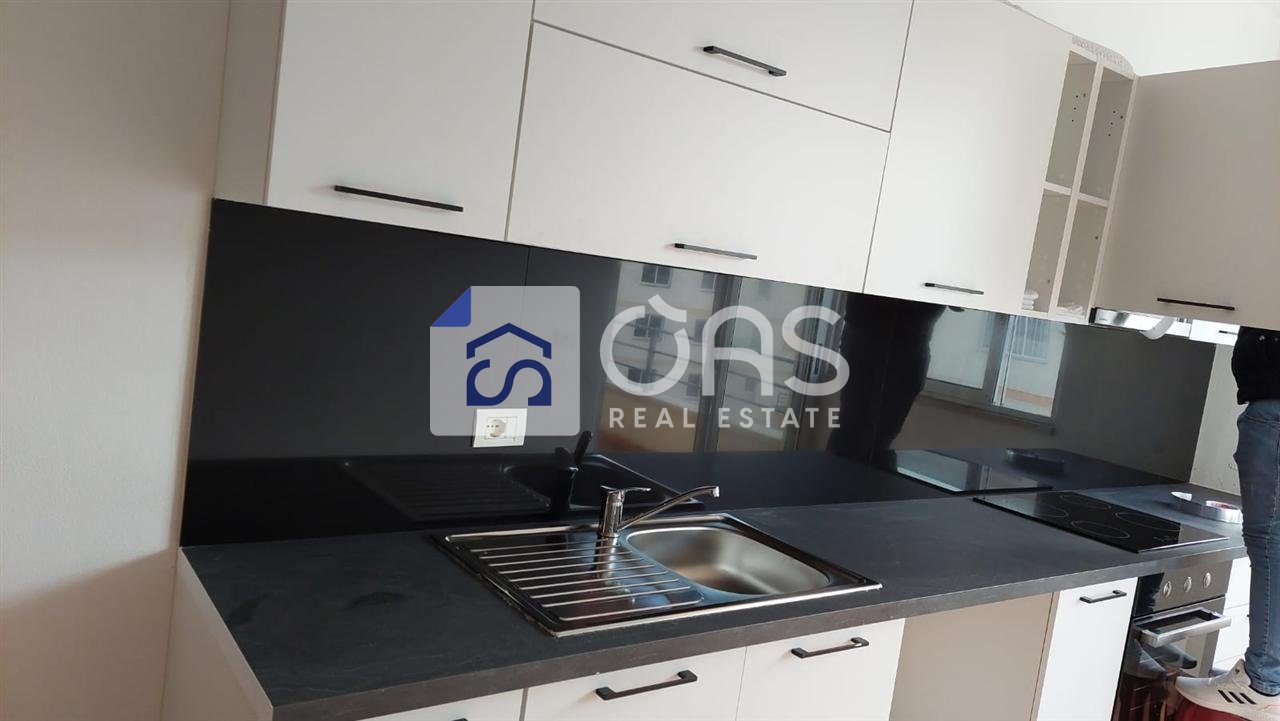 Jepet apartament me qera 2+1+2 tek Astiri 2